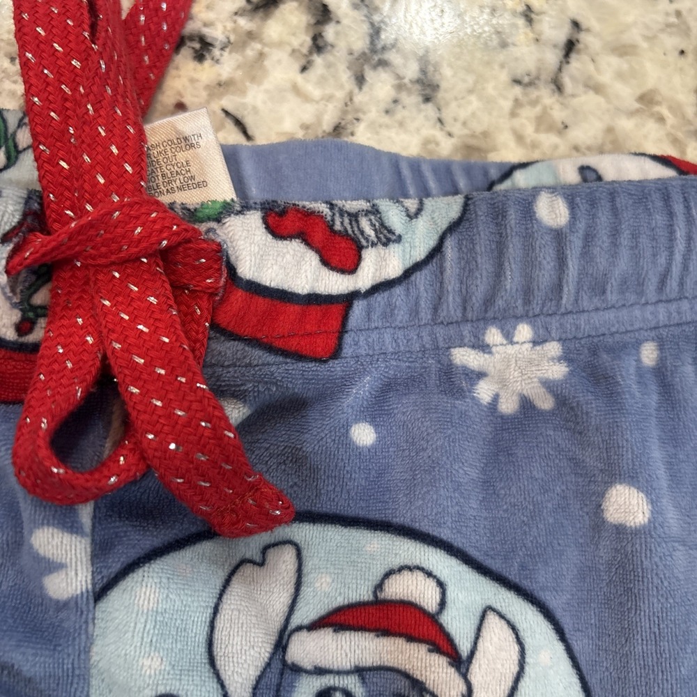 Disney Stitch Christmas Snowglobe Pajama Pants Sz XL Soft Snow Lights Hat Happy - Picture 10 of 10